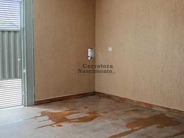 Casa com 181m² 2 quartos e 1 banheiro, à venda, no bairro Jardim Colinas em Jacareí