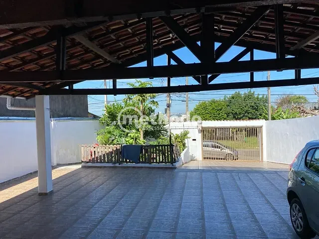 Casa com 300m² 3 quartos e 1 banheiro, à venda, no bairro Parque da Figueira em Campinas