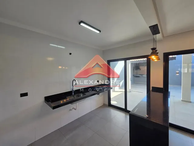 Casa com 10m² 3 quartos e 3 banheiros, à venda, no bairro Residencial Tatetuba em São José Dos Campos