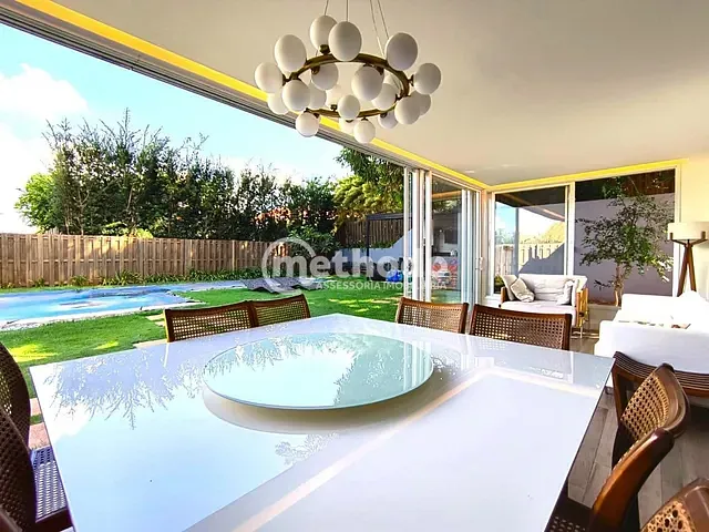 Casa com 694m² 3 quartos e 5 banheiros, à venda, no bairro Barão Geraldo em Campinas