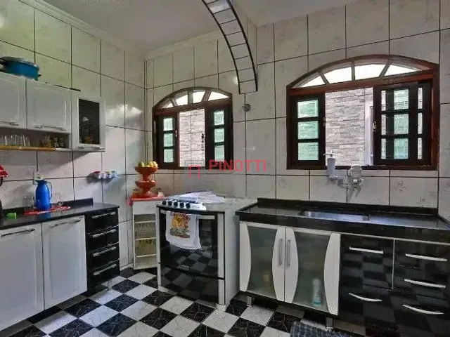 Casa 3 quartos e 3 banheiros, à venda, no bairro Paulicéia em São Bernardo do Campo
