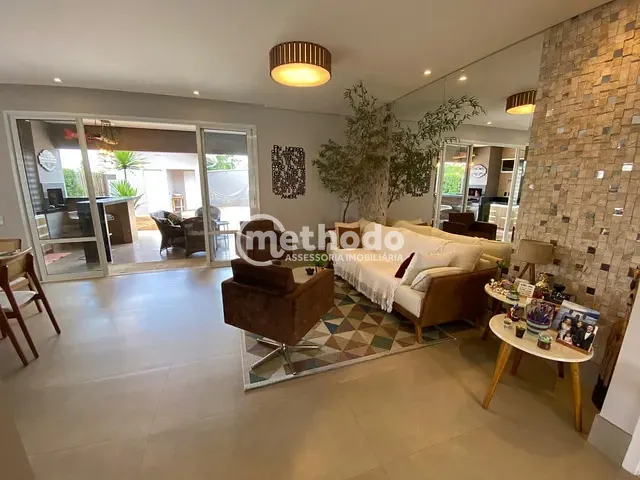 Casa com 572m² 3 quartos e 5 banheiros, à venda, no bairro Barão Geraldo em Campinas
