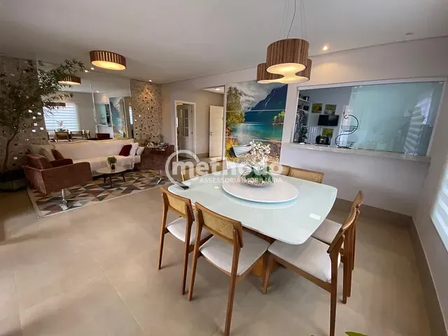 Casa com 572m² 3 quartos e 5 banheiros, à venda, no bairro Barão Geraldo em Campinas