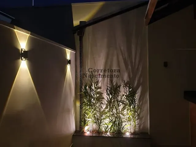 Casa 2 quartos e 3 banheiros, à venda, no bairro Jardim Santa Maria em Jacareí