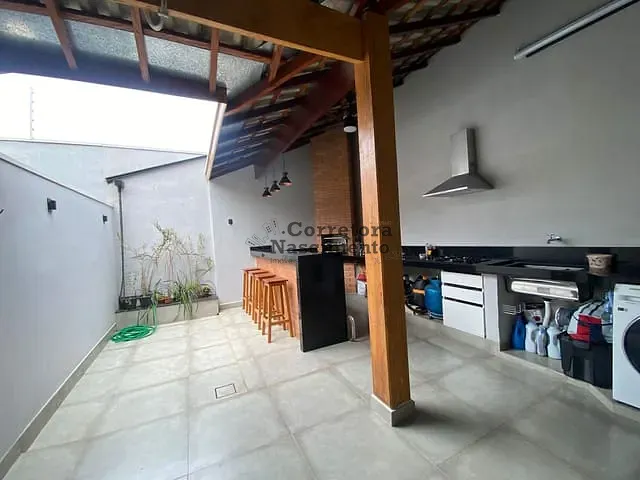 Casa 2 quartos e 3 banheiros, à venda, no bairro Jardim Santa Maria em Jacareí