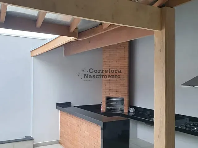 Casa 2 quartos e 3 banheiros, à venda, no bairro Jardim Santa Maria em Jacareí