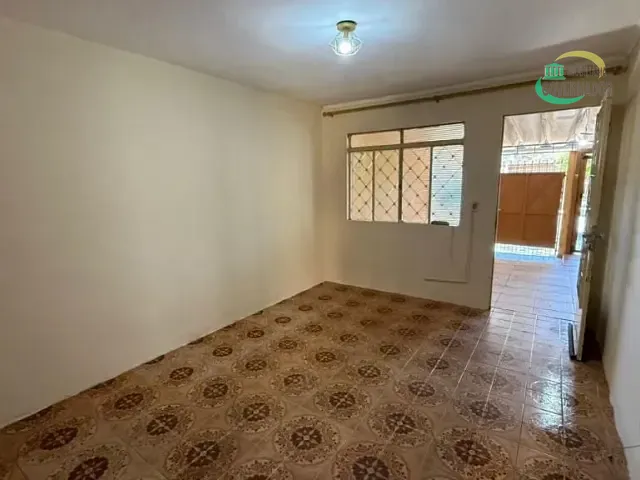 Casa com 200m² 3 quartos e 1 banheiro, para alugar, no bairro Vila Padre Manoel de Nóbrega em Campinas
