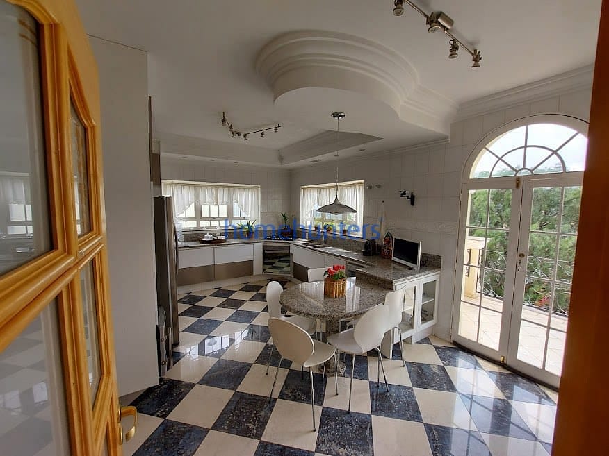 Casa à venda com 5 quartos, 550m² - Foto 20