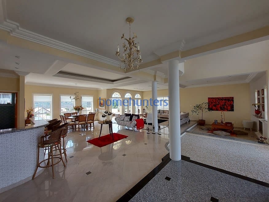 Casa à venda com 5 quartos, 550m² - Foto 5