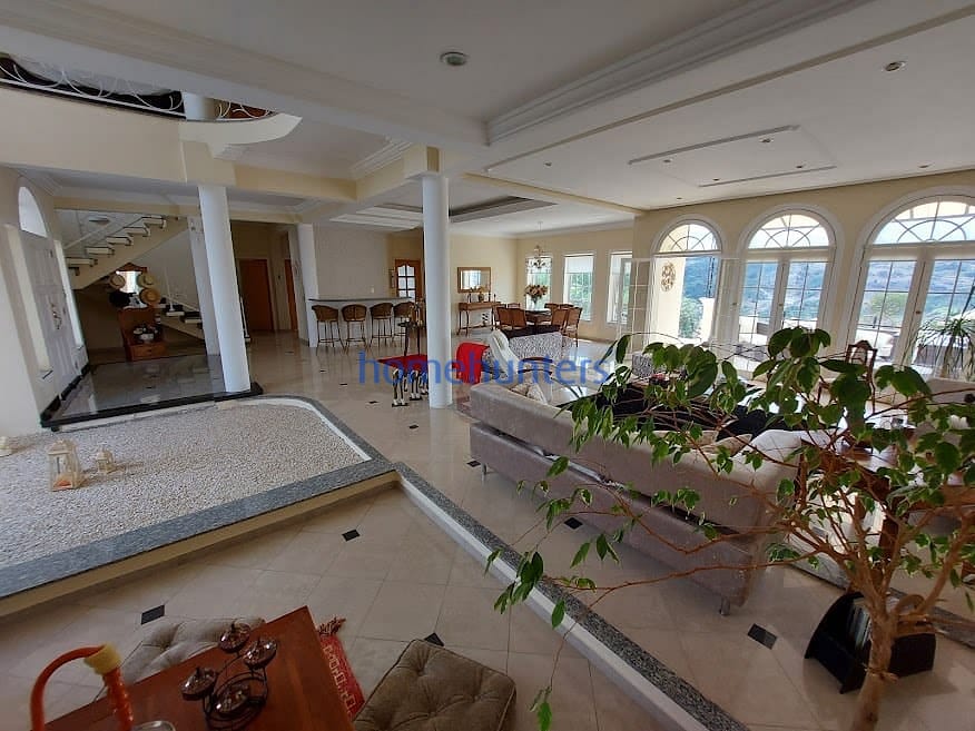 Casa à venda com 5 quartos, 550m² - Foto 10