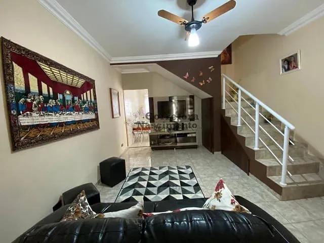 Casa com 110m² 2 quartos e 3 banheiros, à venda, no bairro Jardim Altos de Santana I em Jacareí