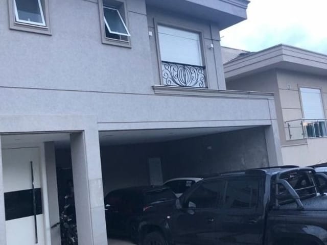 Casa com 474m² 5 quartos e 7 banheiros, à venda, no bairro Alphaville em Santana de Parnaíba