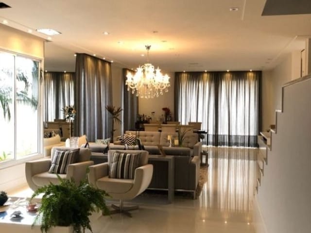 Casa com 474m² 5 quartos e 7 banheiros, à venda, no bairro Alphaville em Santana de Parnaíba