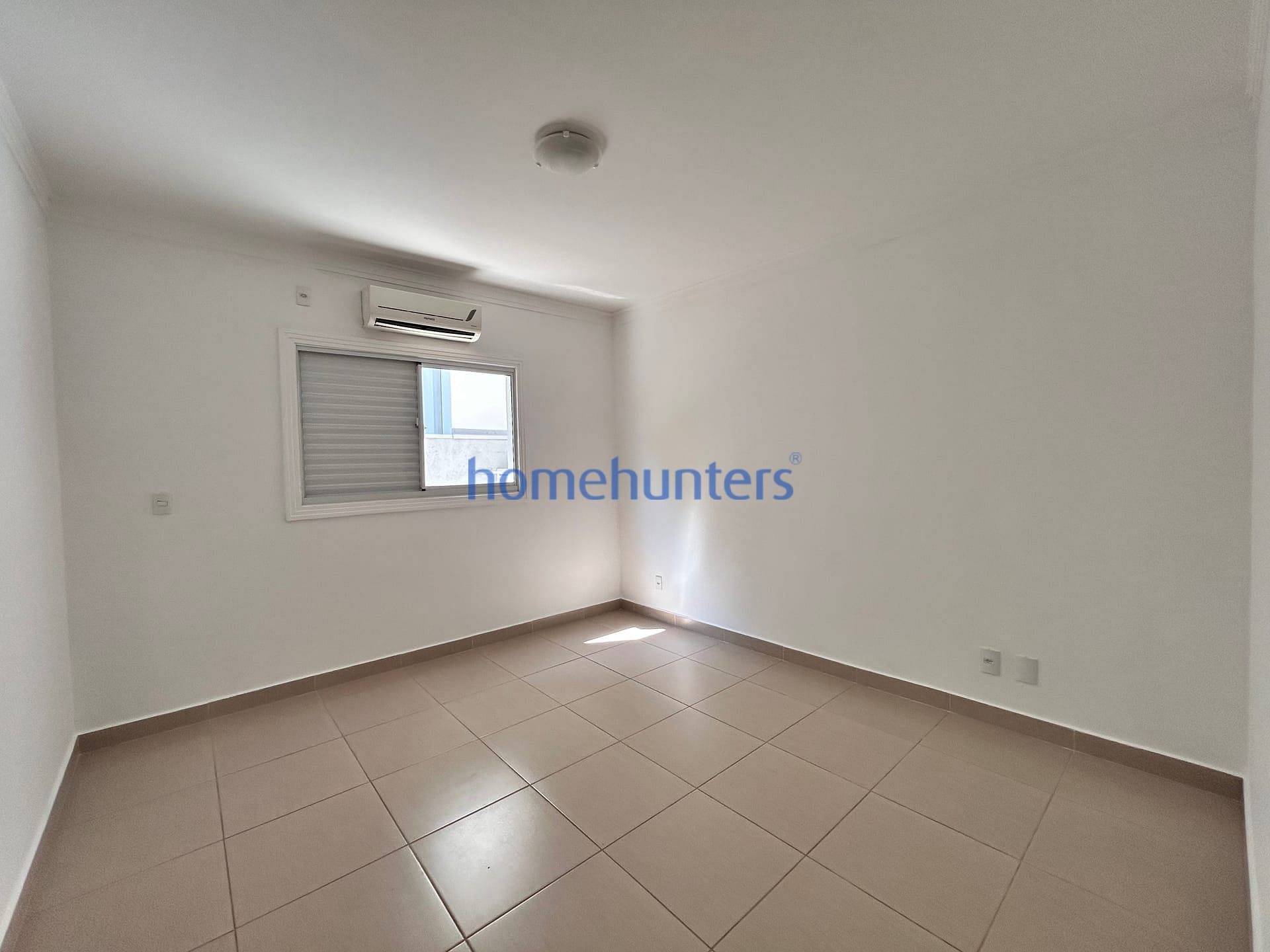 Casa para alugar com 4 quartos, 244m² - Foto 20