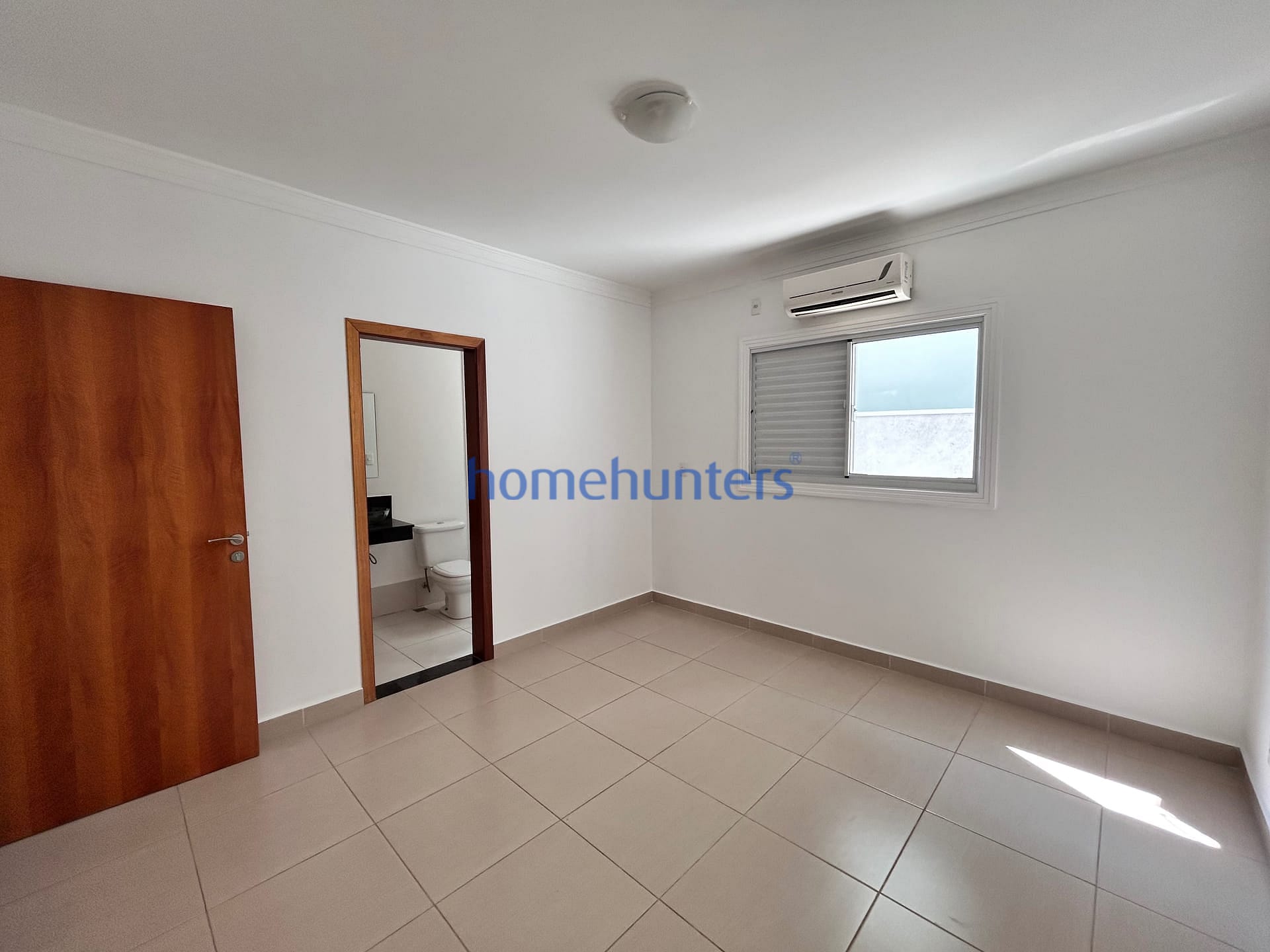 Casa para alugar com 4 quartos, 244m² - Foto 23