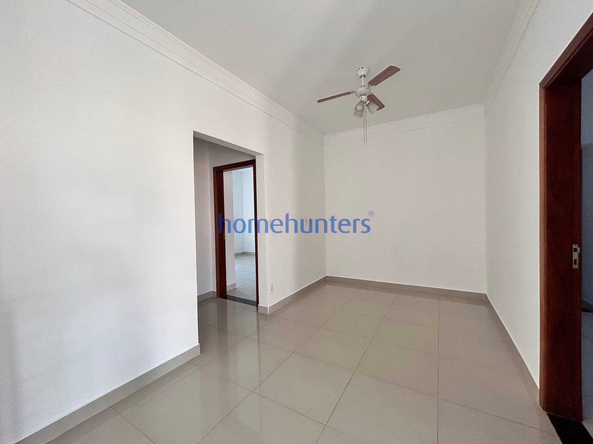 Casa para alugar com 4 quartos, 244m² - Foto 37