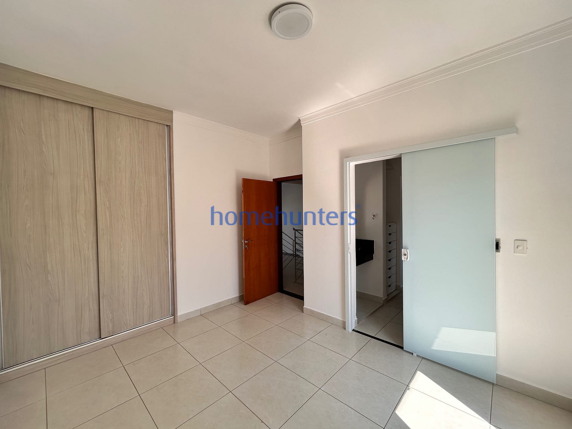 Casa para alugar com 4 quartos, 244m² - Foto 49