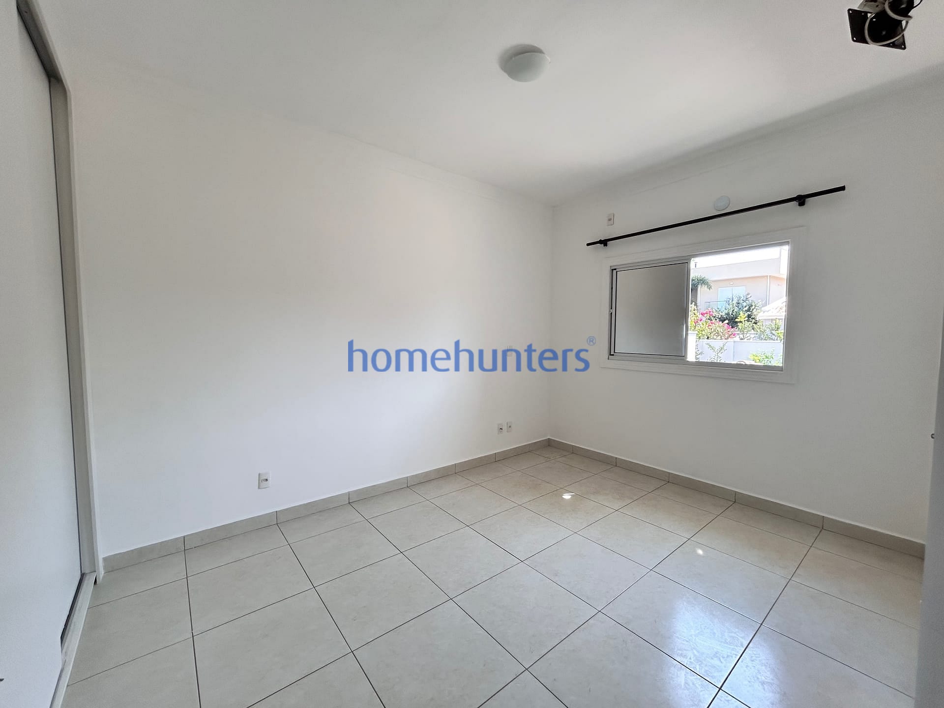 Casa para alugar com 4 quartos, 244m² - Foto 54