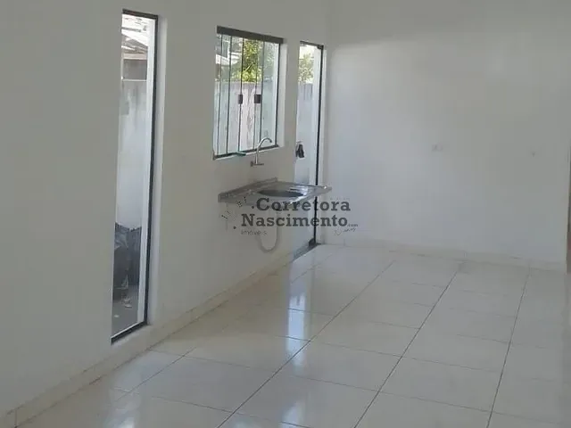 Casa com 145m² 2 quartos e 1 banheiro, à venda, no bairro Cidade Salvador em Jacareí