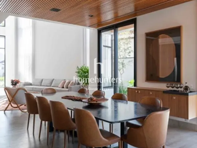 Casa com 599m² 5 quartos e 8 banheiros, para alugar, no bairro Vila dos Plátanos em Campinas
