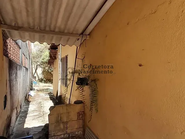 Casa com 350m² 2 quartos e 1 banheiro, à venda, no bairro Jardim Califórnia em Jacareí