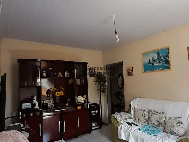 Casa com 350m² 2 quartos e 1 banheiro, à venda, no bairro Jardim Califórnia em Jacareí