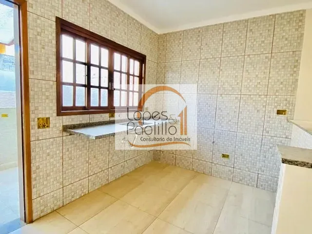 Casa com 125m² 2 quartos e 2 banheiros, à venda, no bairro Jardim das Palmeiras em Atibaia