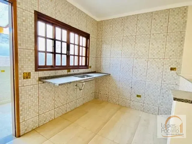 Casa com 125m² 2 quartos e 2 banheiros, à venda, no bairro Jardim das Palmeiras em Atibaia