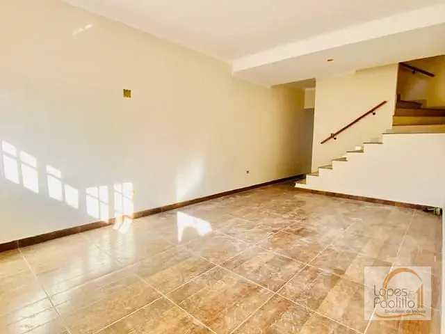 Casa com 125m² 2 quartos e 2 banheiros, à venda, no bairro Jardim das Palmeiras em Atibaia