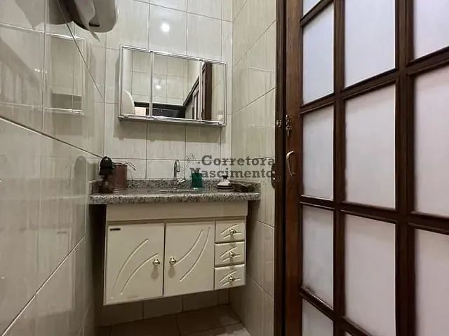 Casa 4 quartos e 1 banheiro, à venda, no bairro Centro em Jacareí