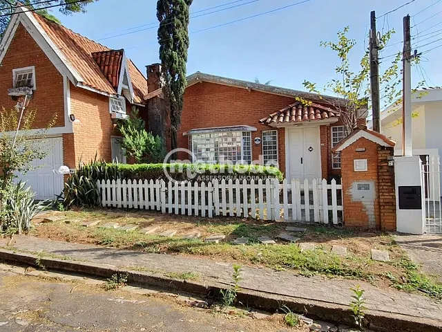 Casa com 336m² 3 quartos e 2 banheiros, à venda, no bairro Parque São Quirino em Campinas