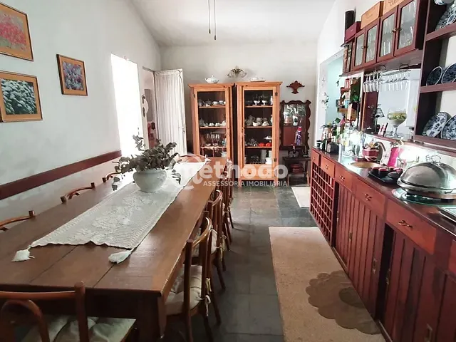 Casa com 336m² 3 quartos e 2 banheiros, à venda, no bairro Parque São Quirino em Campinas