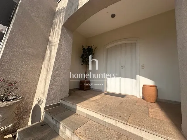 Casa 5 quartos e 3 banheiros, à venda, no bairro Parque São Quirino em Campinas