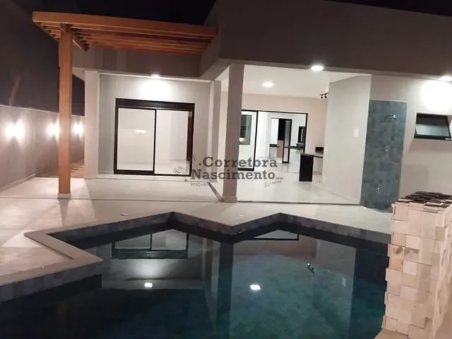 Casa com 425m² 3 quartos e 3 banheiros, à venda, no bairro Residencial Colinas em Caçapava