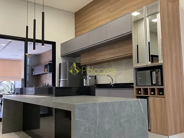 Casa com 300m² 3 quartos e 2 banheiros, à venda, no bairro Guedes em Tremembé