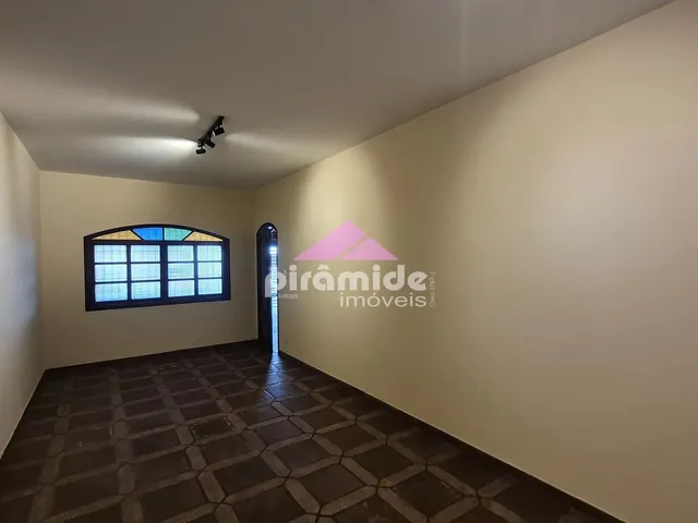 Casa com 197m² 3 quartos e 2 banheiros, à venda, no bairro Jardim Estoril em São José Dos Campos