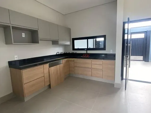 Casa com 150m² 3 quartos e 2 banheiros, à venda, no bairro Jardim Bom Sucesso em Indaiatuba