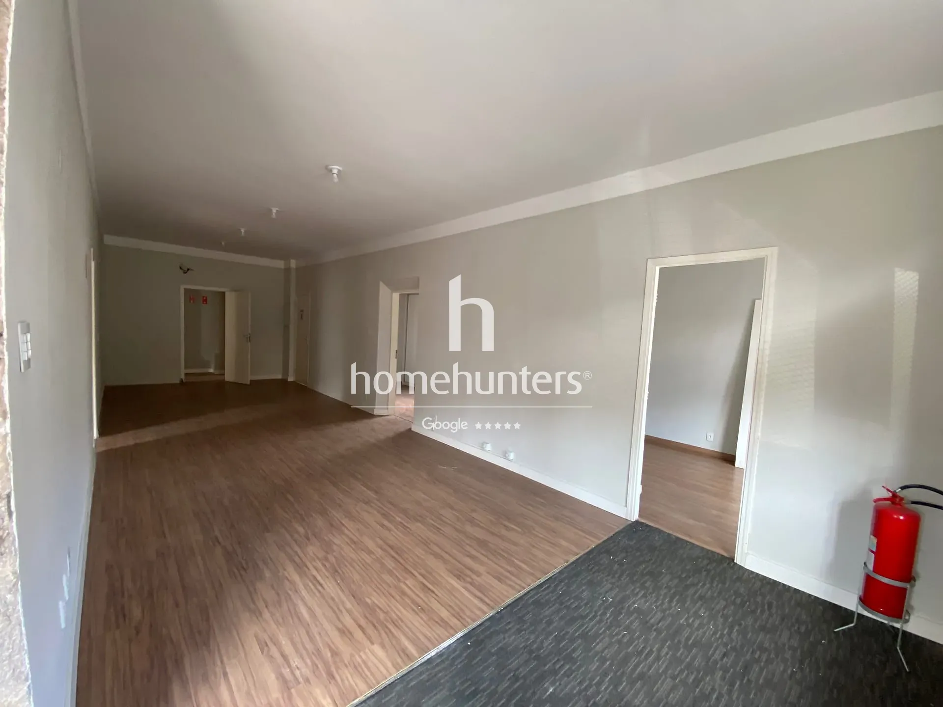 Casa, 1 quarto, 319 m² - Foto 2