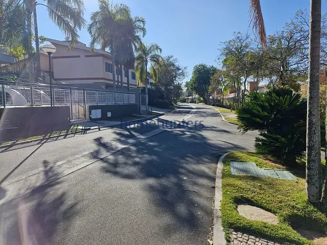 Casa com 330m² 4 quartos e 5 banheiros, à venda, no bairro Loteamento Arboreto dos Jequitibás (Sousas) em Campinas