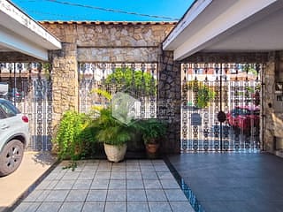 Foto do Casa-Casa tipo para venda em Parque Novo Mundo com 5 quartos, sendo 2 suítes, 275m²