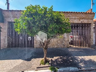 Foto do Casa-Casa tipo para venda em Parque Novo Mundo com 5 quartos, sendo 2 suítes, 275m²