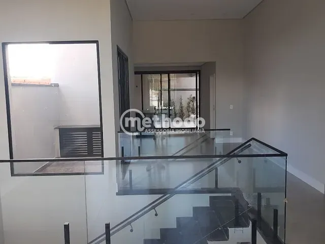 Casa com 308m² 3 quartos e 5 banheiros, à venda, no bairro Jardim America II em Valinhos