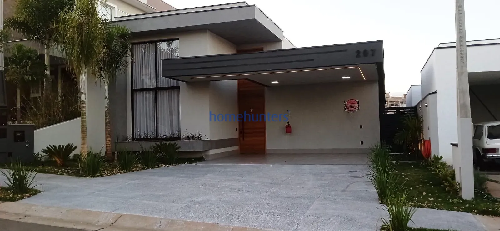 Casa, 4 quartos, 198 m² - Foto 1