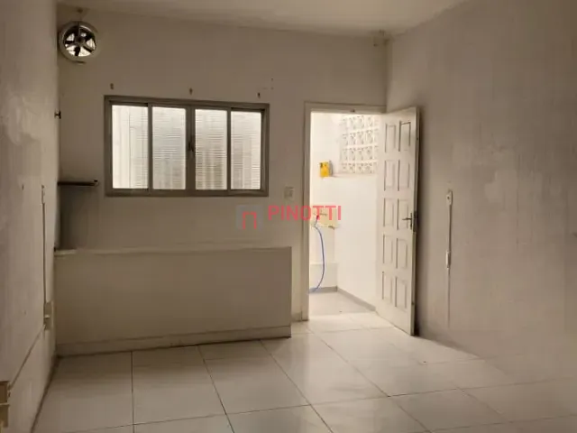Casa 3 quartos e 2 banheiros, à venda, no bairro Jardim Nova Petrópolis em São Bernardo do Campo