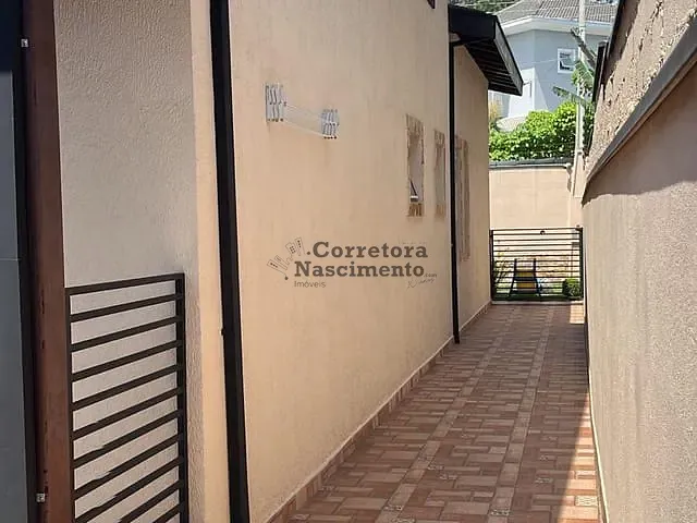 Casa com 250m² 2 quartos e 3 banheiros, à venda, no bairro Jardim Terras de Santa Helena em Jacareí