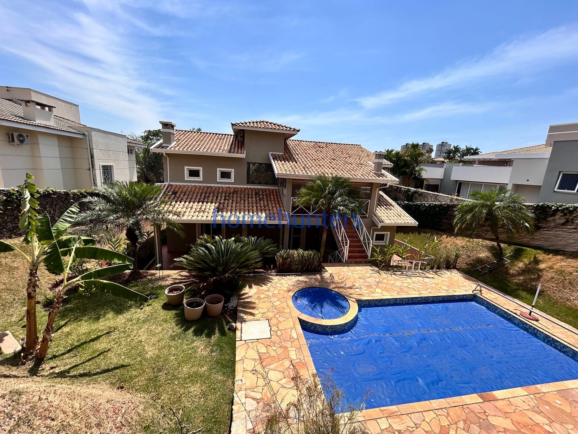 Casa para alugar com 5 quartos, 317m² - Foto 37