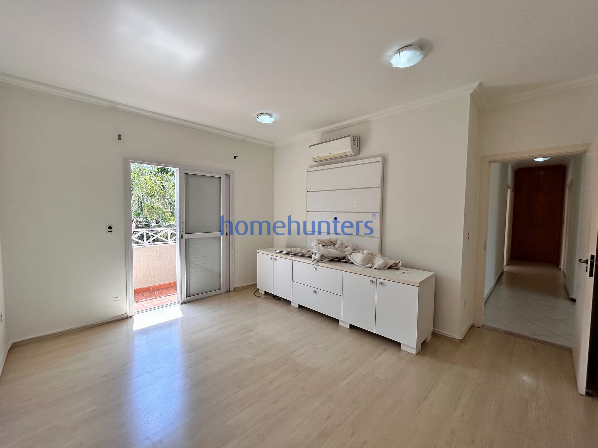Casa para alugar com 5 quartos, 317m² - Foto 45