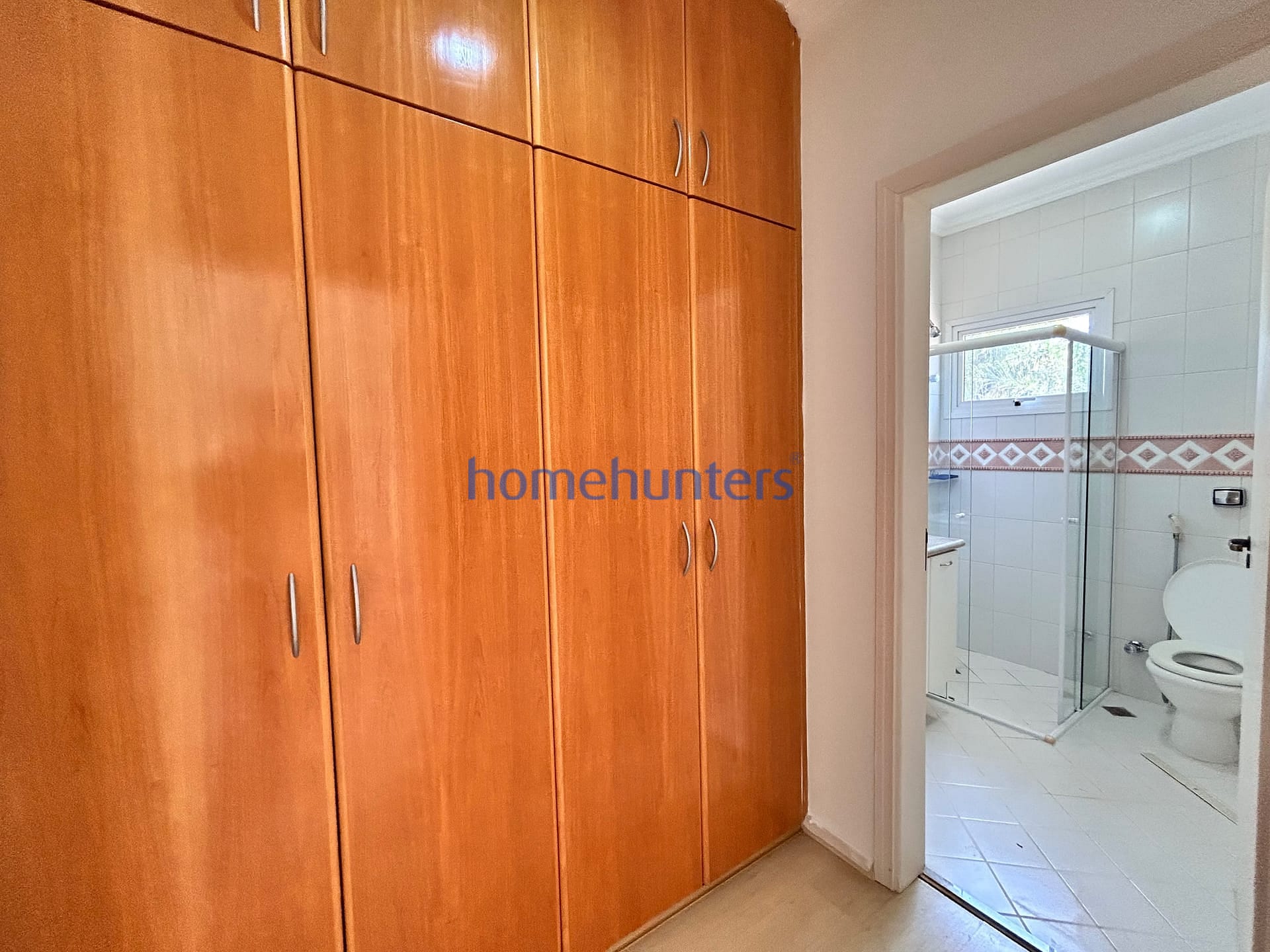 Casa para alugar com 5 quartos, 317m² - Foto 66