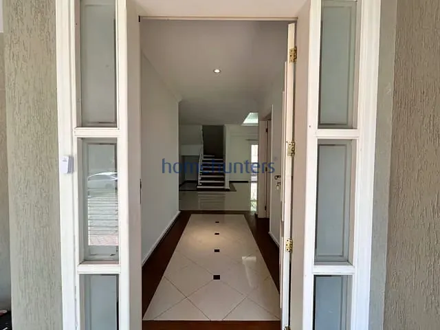 Casa com 700m² 5 quartos e 5 banheiros, à venda ou para alugar, no bairro Loteamento Alphaville Campinas em Campinas