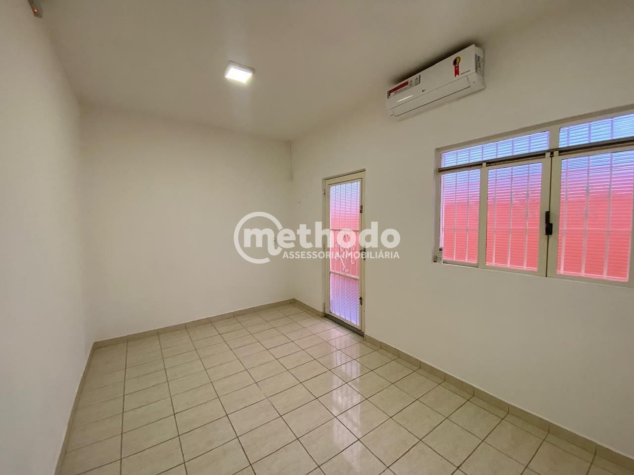 Casa, 1 quarto, 361 m² - Foto 12